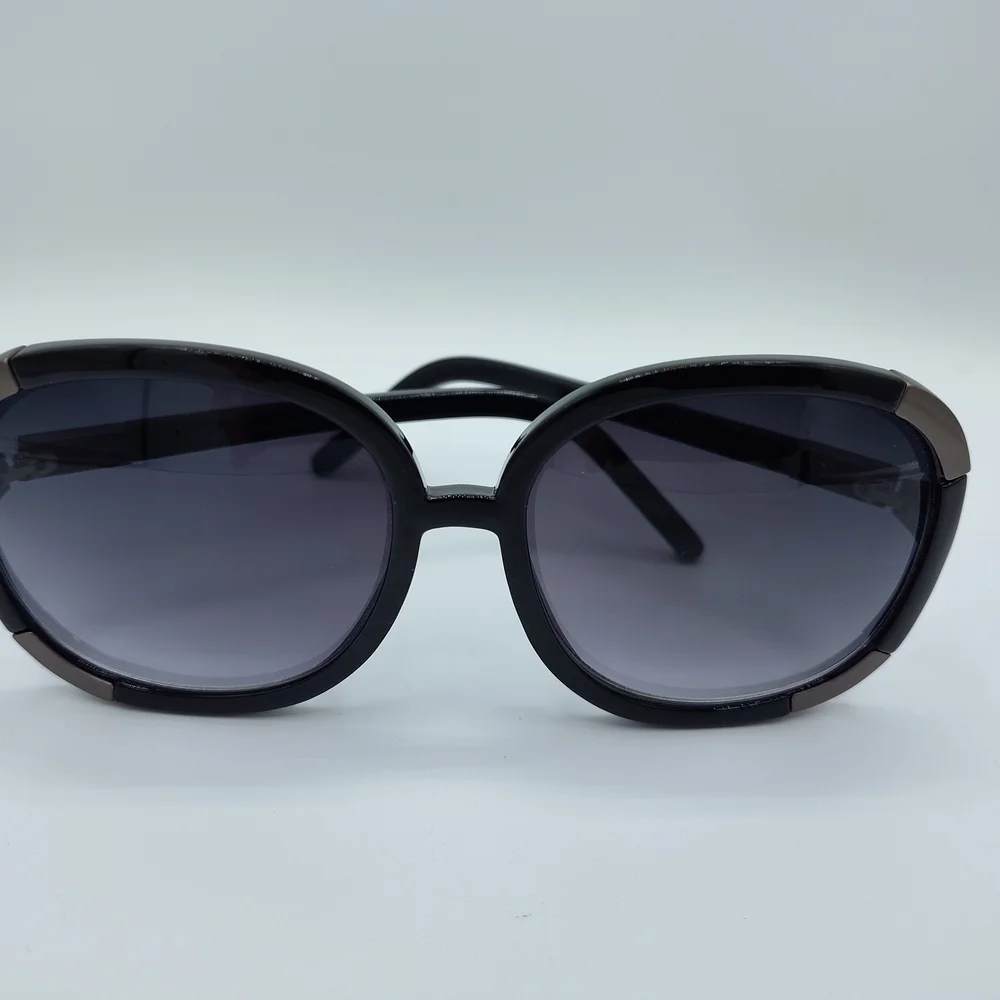 Chloé CL 2119 C01 Black Oversized Sunglasses Made in France Designer Luxe